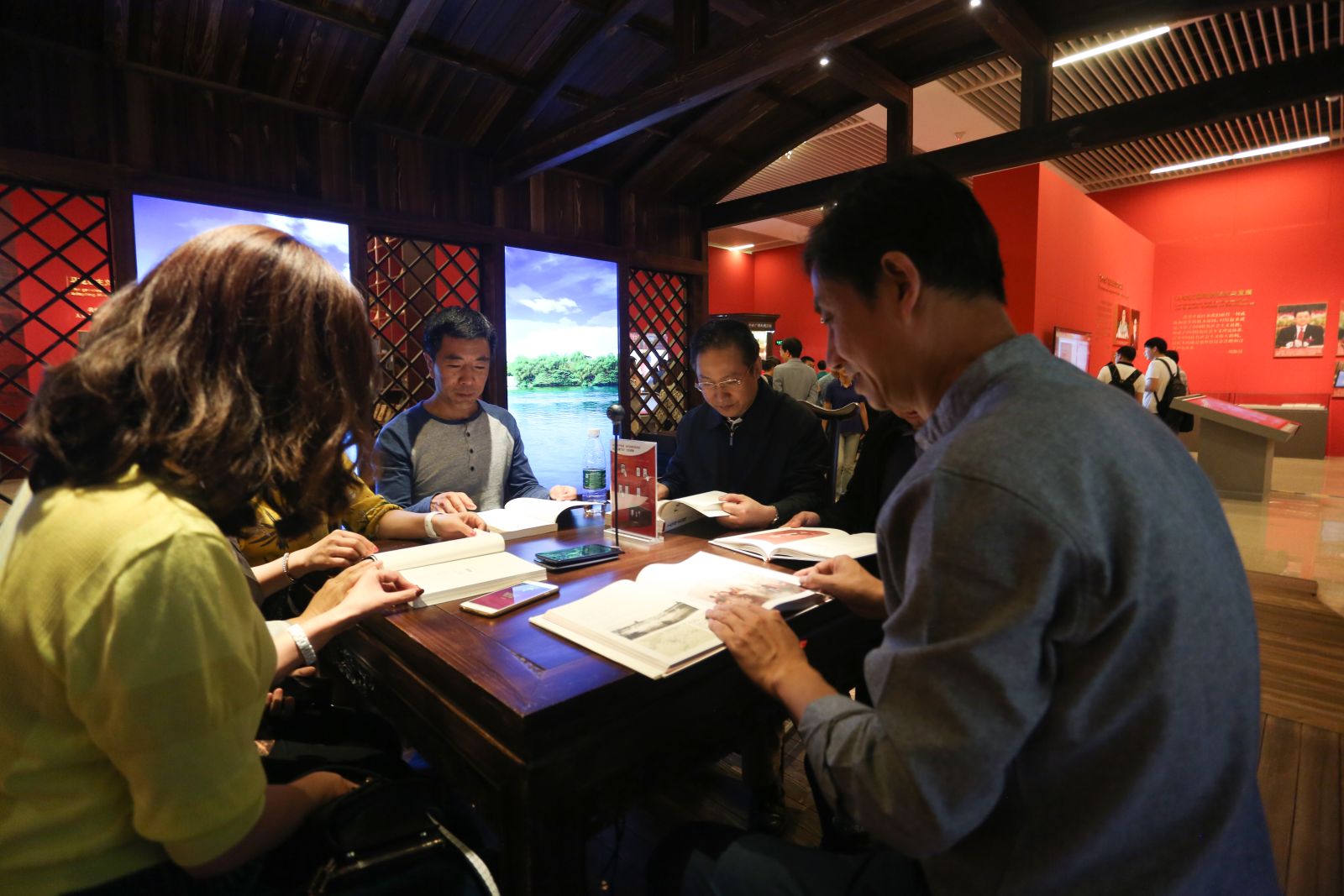 fbafe4339ec04b59939bea7806b66275.jpg fbafe4339ec04b59939bea7806b66275.jpg