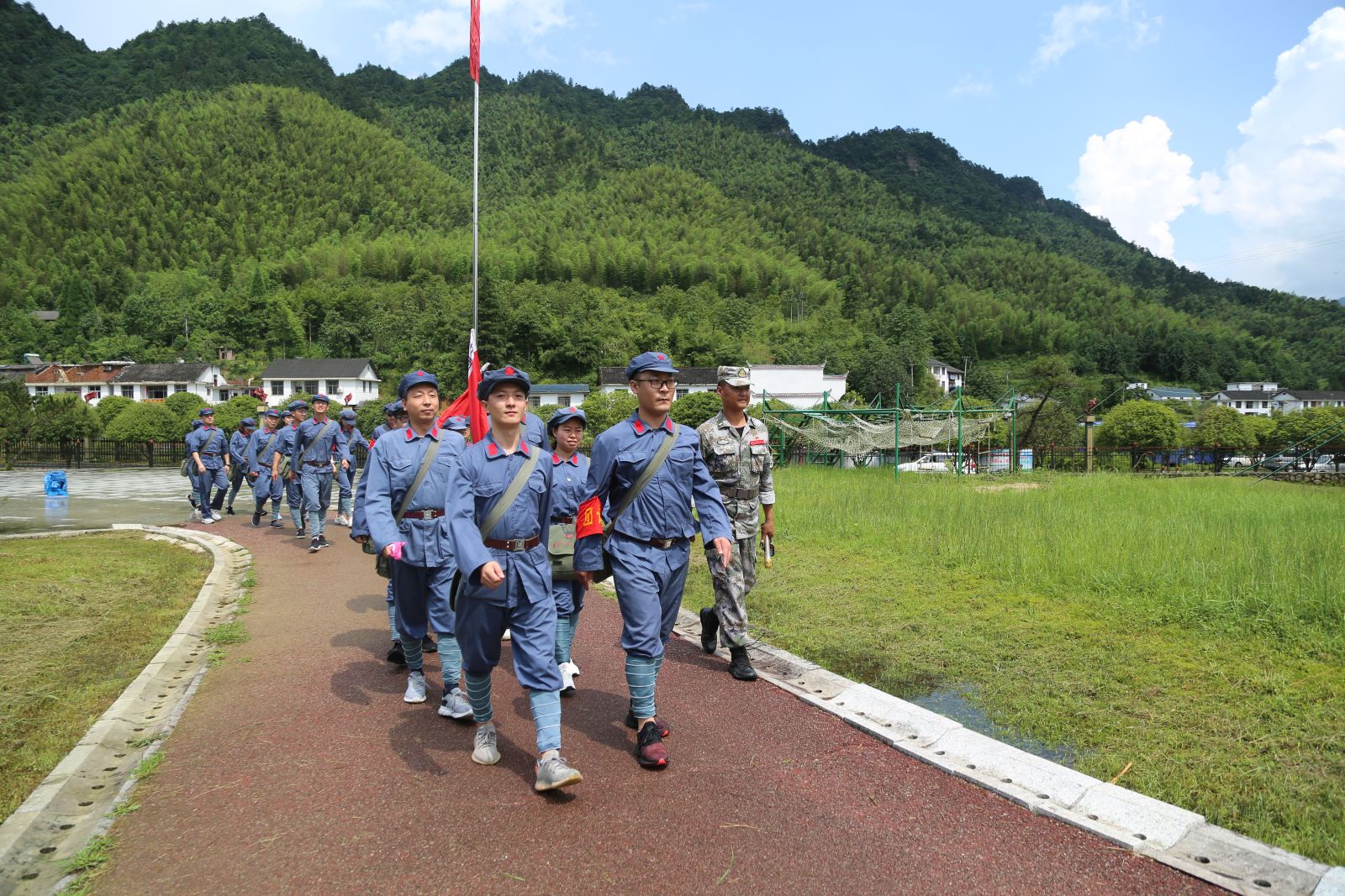 f5f3b2d86cfa42a69aaa579096981aa7.jpg f5f3b2d86cfa42a69aaa579096981aa7.jpg