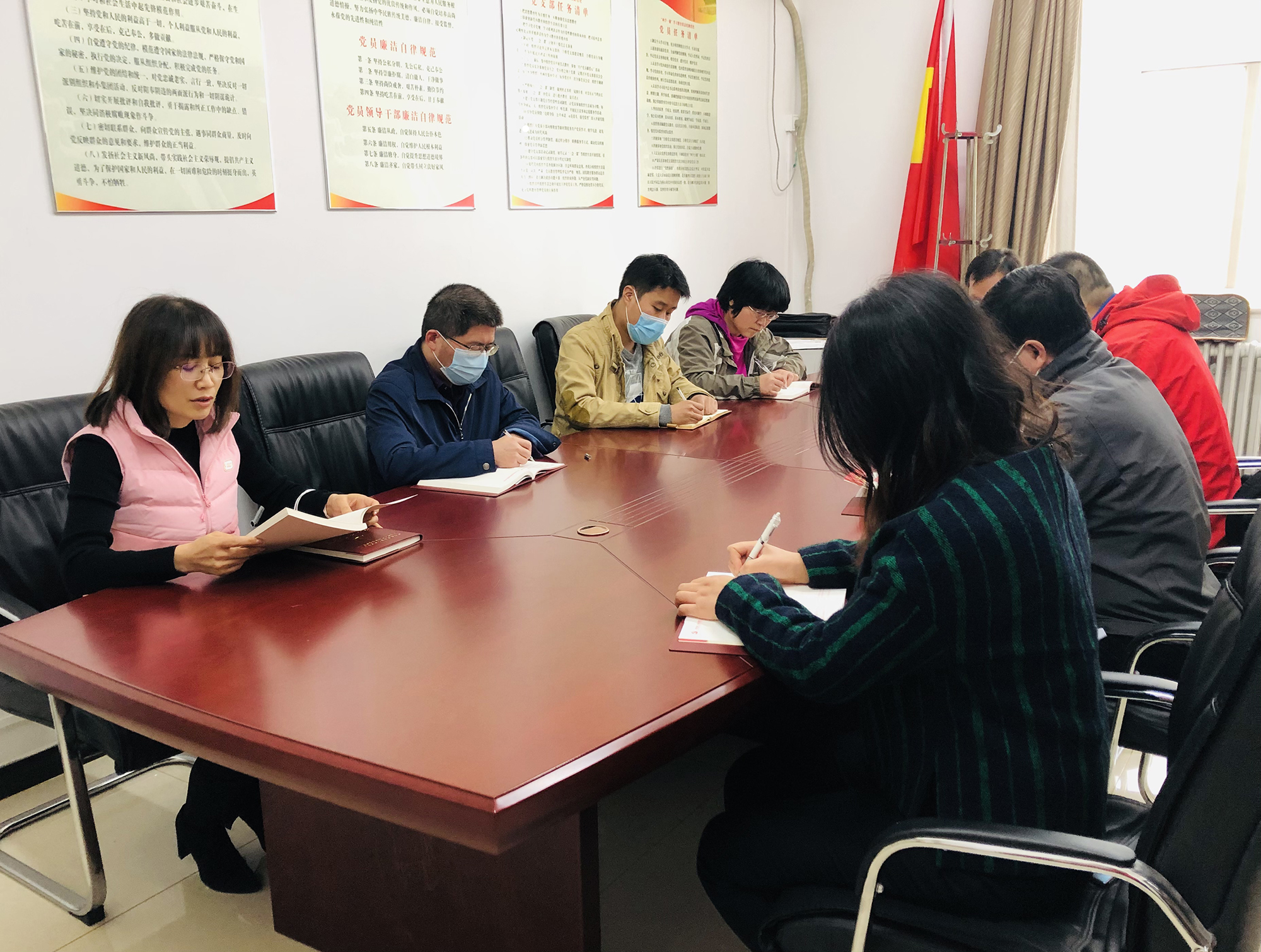 921476a8232c46b7b3f13fa16aa7cc14.jpg 921476a8232c46b7b3f13fa16aa7cc14.jpg