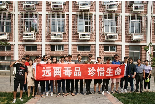 40c266d25b6a4208a0e97df344290bf3.png image.png